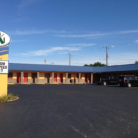 Motor Inn Clewiston Exterior photo