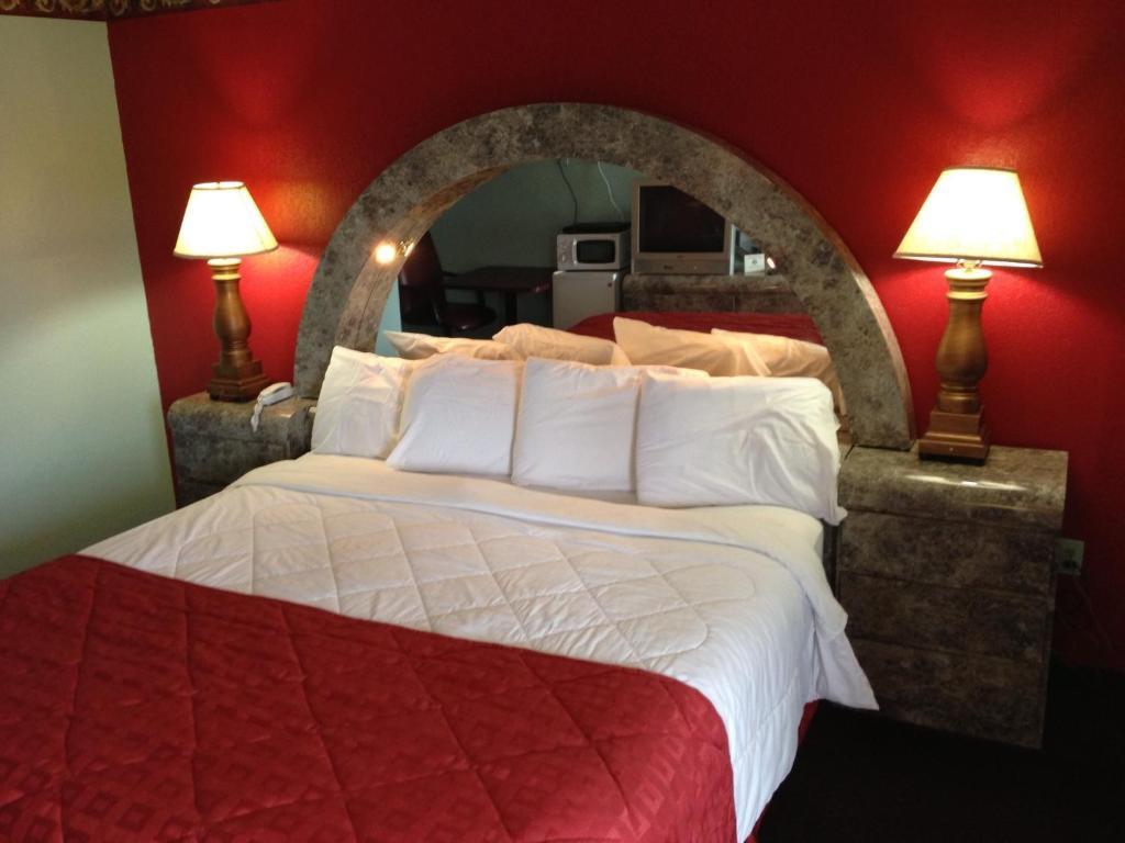 Motor Inn Clewiston Room photo